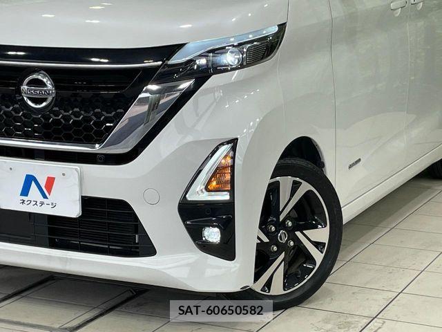 Nissan ROOX 2021-05 6997818-11