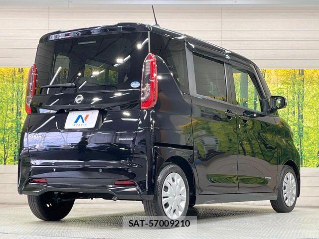 Nissan ROOX 2021-09 6997845-16
