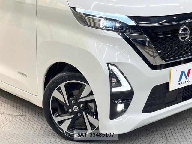 Nissan ROOX 2021-07 6997836-11