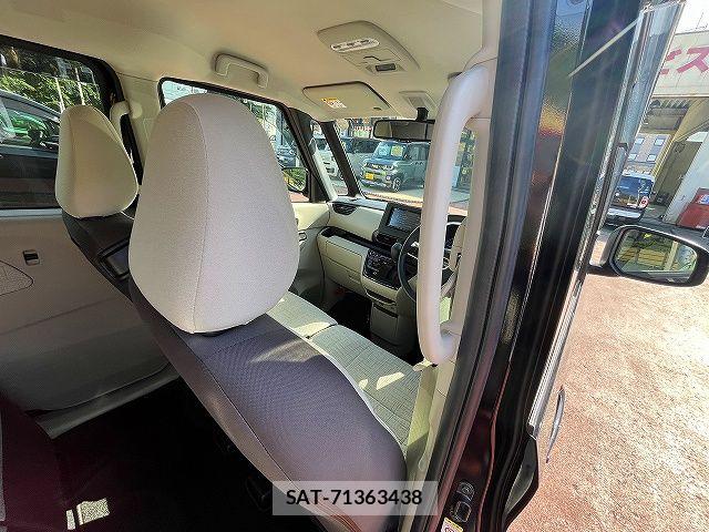Nissan ROOX 2022-09 6997814-17