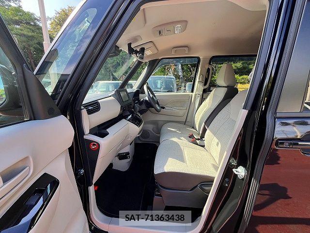 Nissan ROOX 2022-09 6997814-18