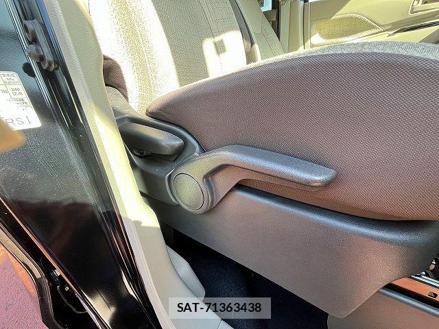 Nissan ROOX 2022-09 6997814-23