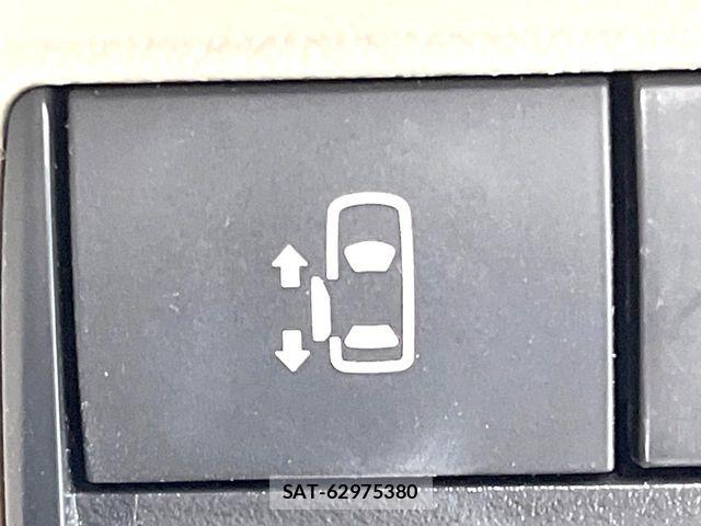 Nissan ROOX 2021-10 7021448-5