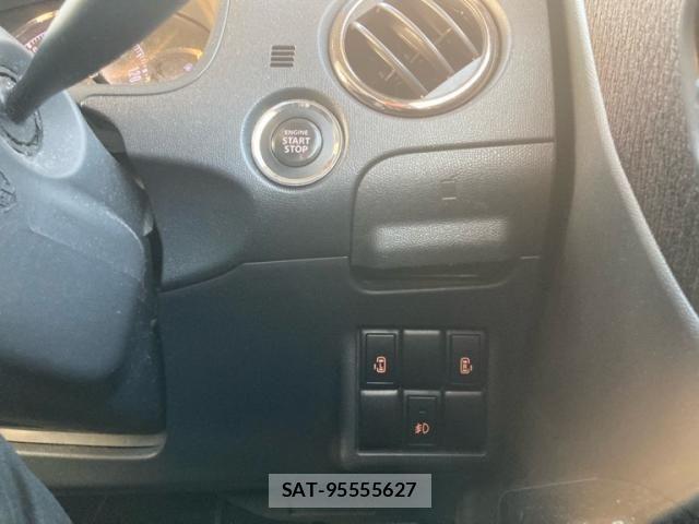 Nissan ROOX 2010-01 7021454-16
