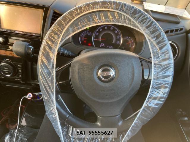 Nissan ROOX 2010-01 7021454-17