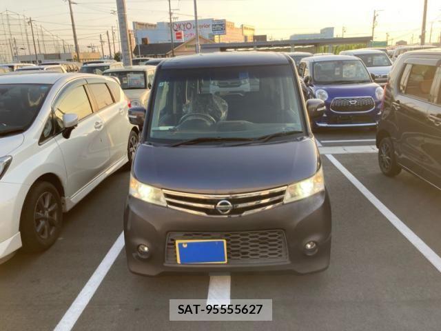 Nissan ROOX 2010-01 7021454-1