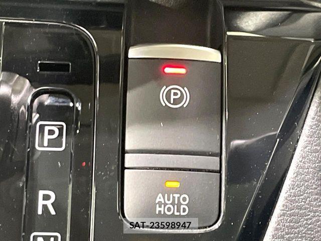 Nissan ROOX 2022-03 7021442-7