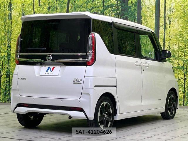 Nissan ROOX 2023-05 7060519-16