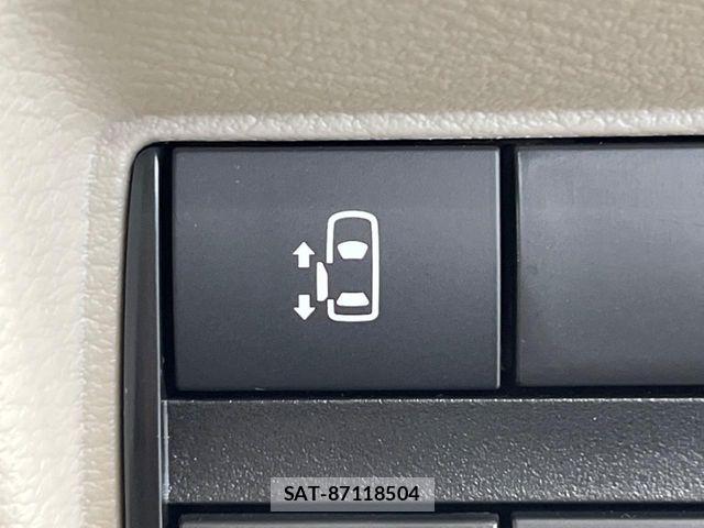 Nissan ROOX 2021-06 7060518-5