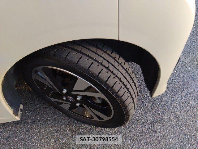 Nissan ROOX 2022-04 7060522-27