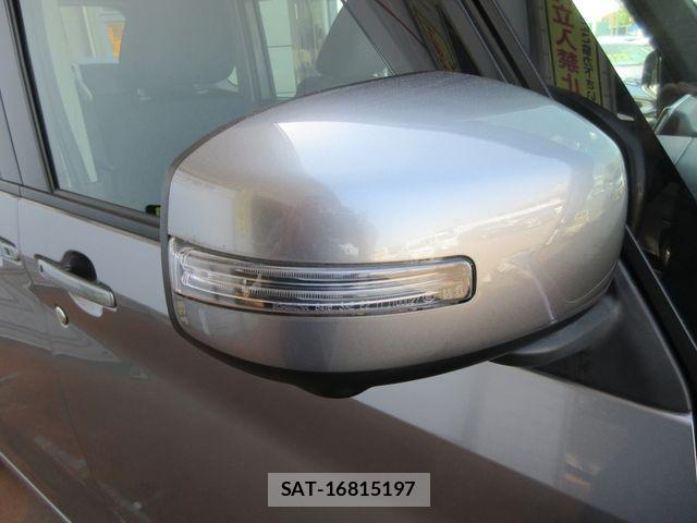 Nissan ROOX 2021-02 7060525-13