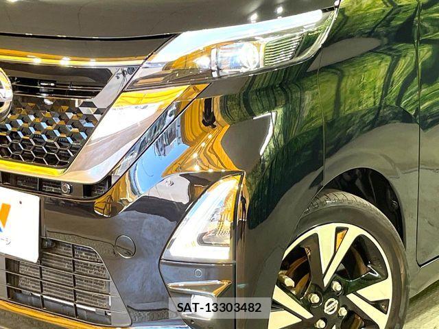 Nissan ROOX 2023-03 7060517-11