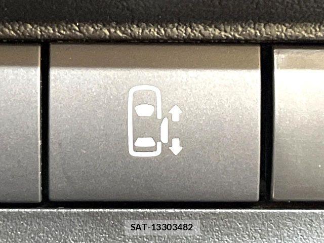Nissan ROOX 2023-03 7060517-6