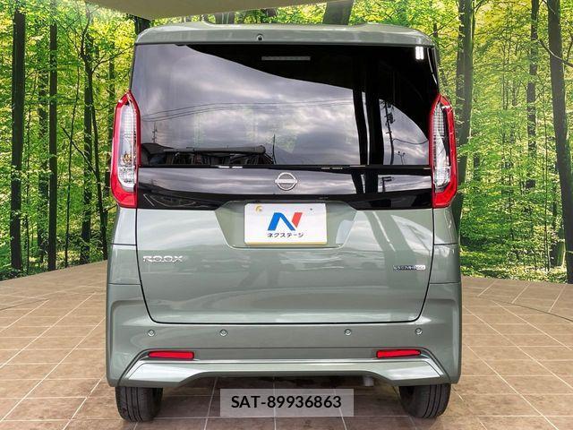 Nissan ROOX 2023-09 7060512-14