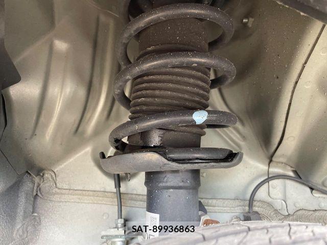 Nissan ROOX 2023-09 7060512-19
