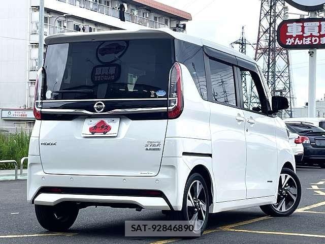 Nissan ROOX 2021-05 7060510-2