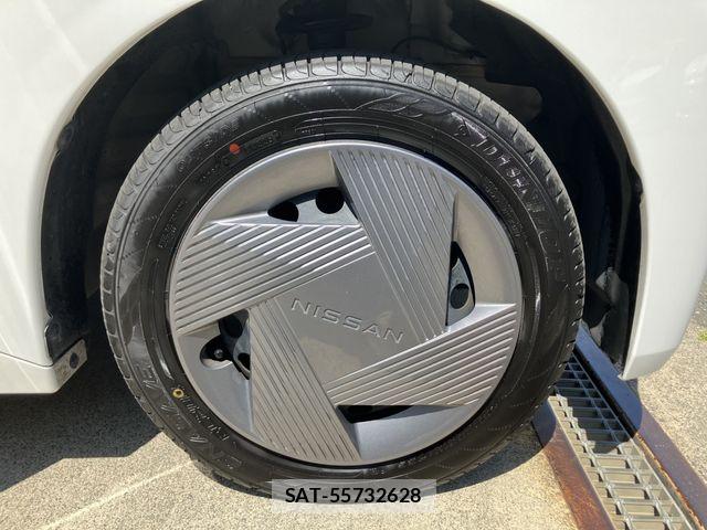 Nissan ROOX 2024-04 7060528-29