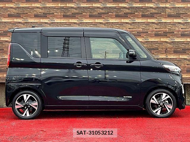 Nissan ROOX 2021-06 7060511-17