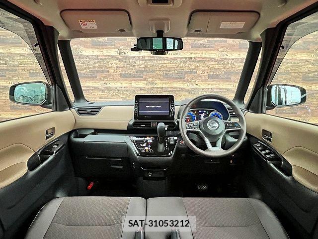 Nissan ROOX 2021-06 7060511-1
