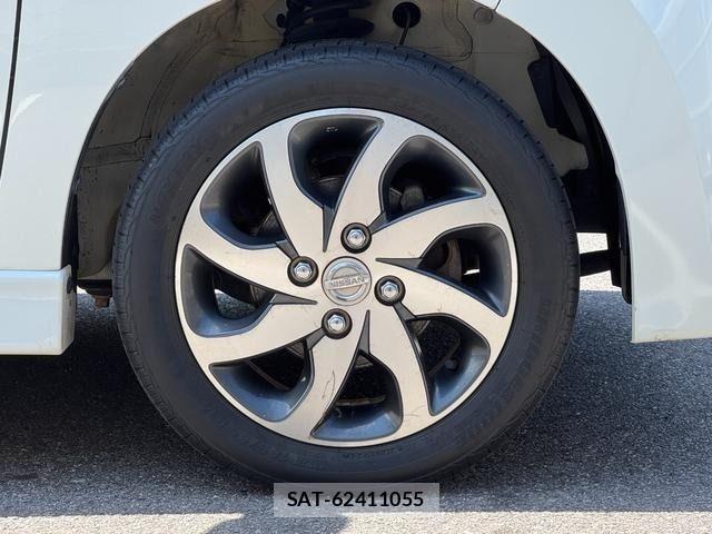 Nissan ROOX 2013-03 7059499-10