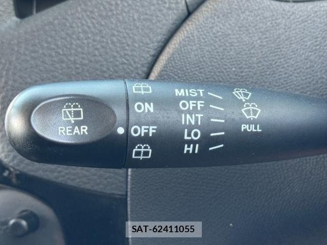 Nissan ROOX 2013-03 7059499-19