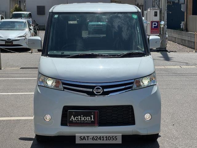 Nissan ROOX 2013-03 7059499-2