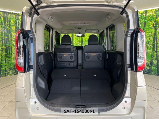 Nissan ROOX 2023-10 7060509-9