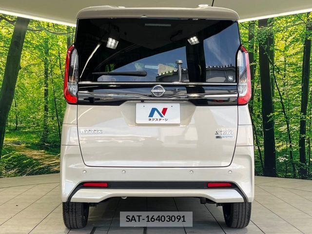 Nissan ROOX 2023-10 7060509-14