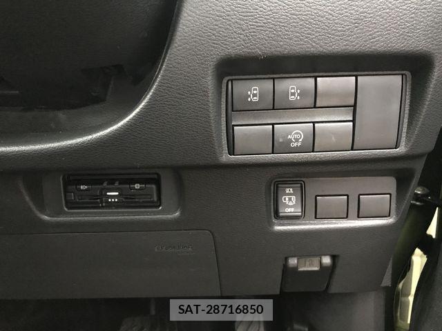 Nissan ROOX 2023-03 7060526-22