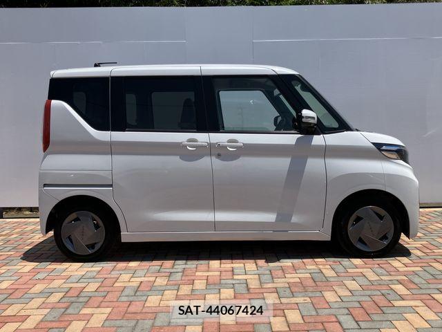 Nissan ROOX 2024-04 7060532-5