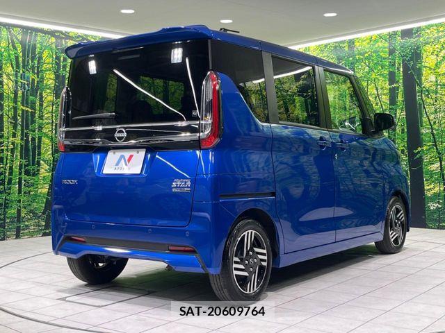 Nissan ROOX 2023-07 7060520-16