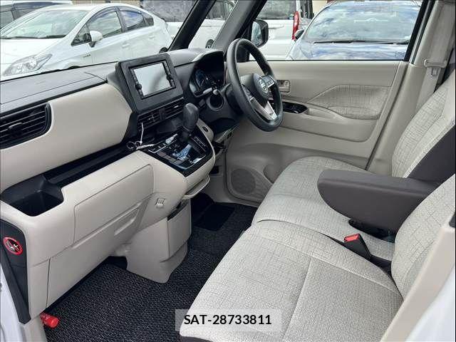 Nissan ROOX 2020-04 7060529-14