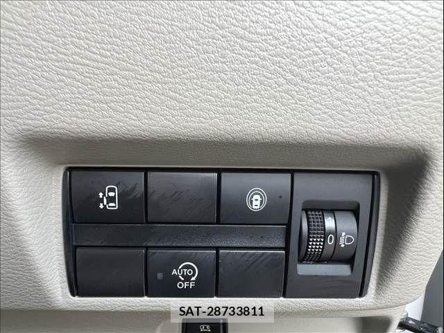 Nissan ROOX 2020-04 7060529-25
