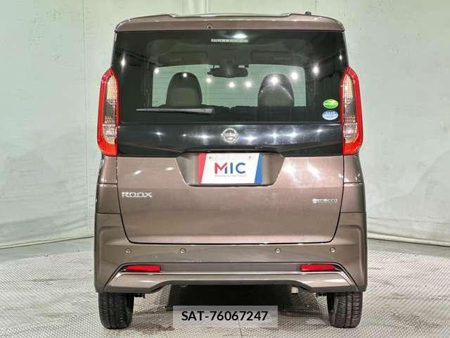 Nissan ROOX 2021-03 7060530-5