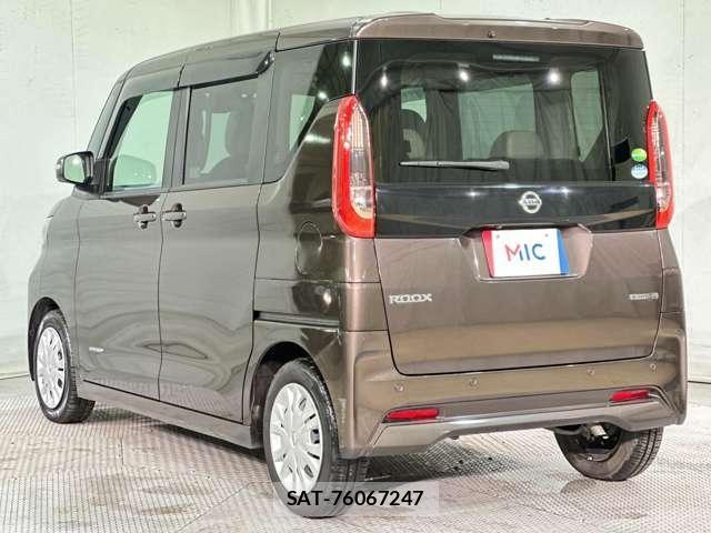 Nissan ROOX 2021-03 7060530-6