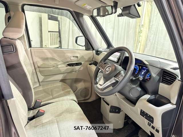 Nissan ROOX 2021-03 7060530-8