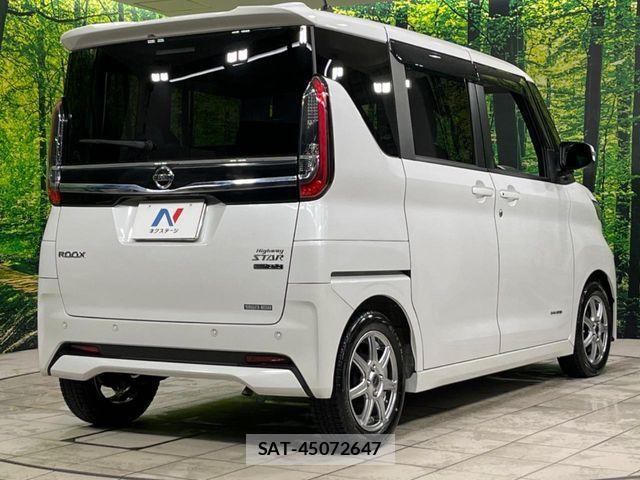 Nissan ROOX 2022-02 7224452-17