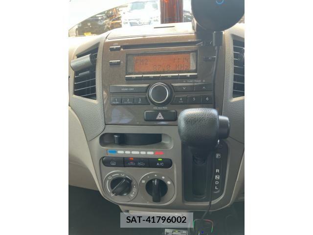 Nissan ROOX 2012-06 7224393-22