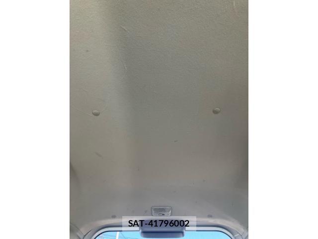 Nissan ROOX 2012-06 7224393-23
