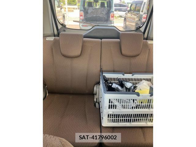 Nissan ROOX 2012-06 7224393-24