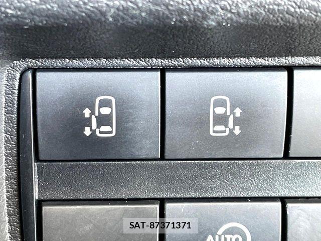 Nissan ROOX 2022-04 7224457-4