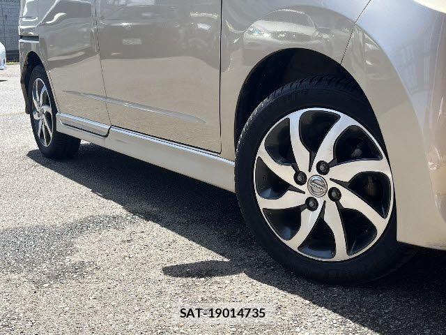 Nissan ROOX 2011-05 7224390-26
