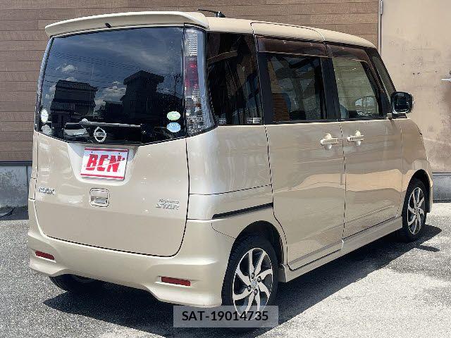 Nissan ROOX 2011-05 7224390-2