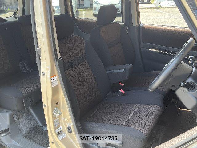 Nissan ROOX 2011-05 7224390-3