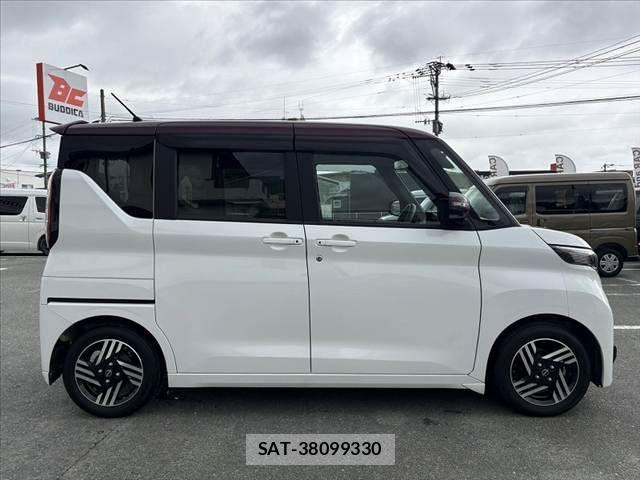 Nissan ROOX 2023-09 7224472-13