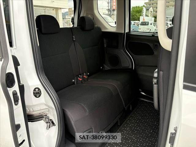 Nissan ROOX 2023-09 7224472-17