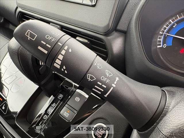 Nissan ROOX 2023-09 7224472-22