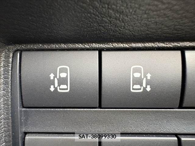 Nissan ROOX 2023-09 7224472-3