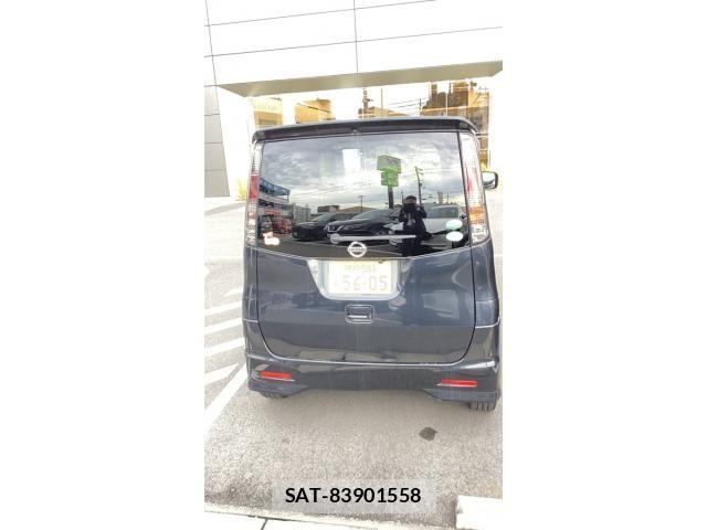 Nissan ROOX 2012-05 7218430-3