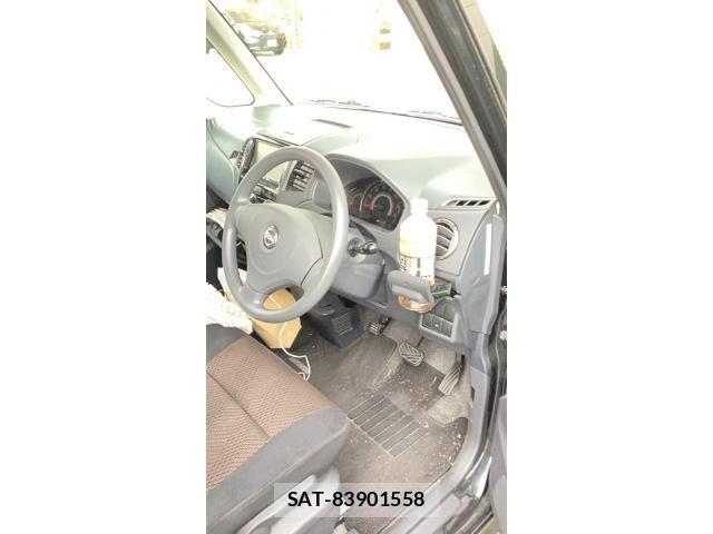 Nissan ROOX 2012-05 7218430-6